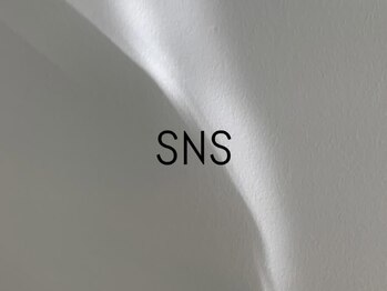 春日井まつげ/Instagram & LINE