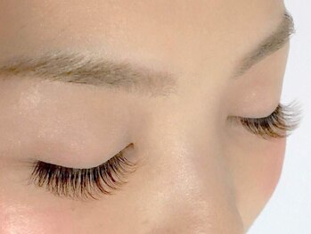 ミニョンアイラッシュデザインサロン 金剛店/エアリーのカラーは5色