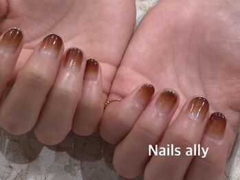 ネイルズアリー 立川店(Nails ally)/スキニーフレンチ×グラデ