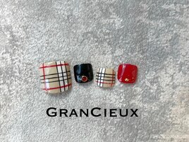 2021年秋冬チェックネイル