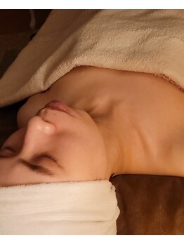 インスティンクトネイルズ(INSTINCT Nails)/フェイシャルエステ☆シミケア