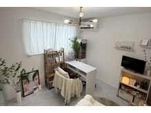 ゆったりソファでくつろいで頂ける空間です。