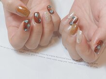 エイプリル(april.)の雰囲気（日常に溶け込むニュアンスと、そっと彩りを添えるデザイン）