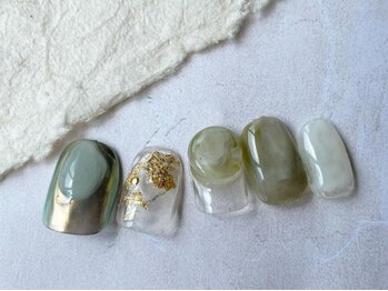 アイネイルズ 梅田店(I nails)/上品ニュアンス箔ぷっくり¥8200