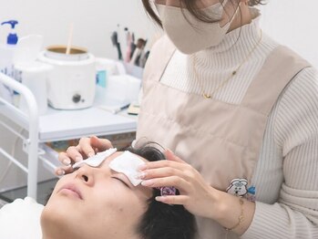 アディクト 新宿西口店(ADDICT)の写真/【新宿メンズ眉毛専門店】全国展開する予約殺到店！『ドキッとする』色気を手に入れて◎[眉毛/眉毛サロン]