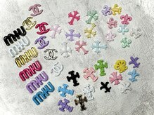 種類豊富なパーツ《トレンドに合わせて幅広く取り揃え》