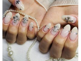 ピアスネイル/クロスネイル