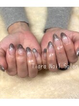 ティアラ(Tiara)/ラメグラデーション