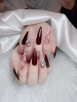 クイーンネイル(Queen Nail)/