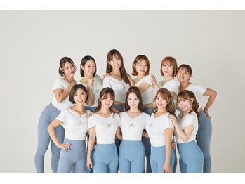 全力ストレッチ 長堀 東心斎橋店の写真/【全力の疲労解消】体の内側から美しく！歪みを整え、美姿勢へ…♪お得なクーポンもご用意しています◎
