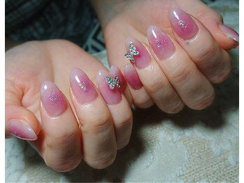 エール(Ailes)/チークネイル