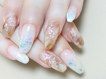 ネイル クルール(Nail Couleur)/天然石風ニュアンスネイル