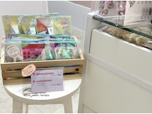 エイプリング(Apring)の雰囲気（ネイルオイルだけでなく多数のホームケア商品も販売しています）