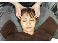 リラックスアンドビューティー モトカ(Motoka)/眼精疲労の方に！顔のツボ押し