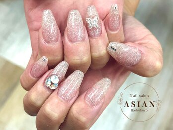 ネイルサロンアジアン 池袋店の写真/《3週間以内の再来でオフ代無料★》トレンドを取り入れた定額メニュー♪流行りのネイルもお得な価格で◎