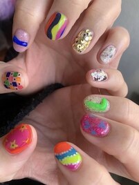 カラフルPOPネイル