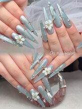 ディーエヌネイルサロン(d’n nailsalon)&nbsp;スタッフ MOKA