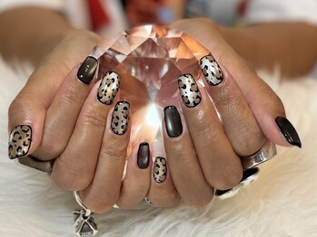 エムズ ネイル(M'S NAIL)/マグネットヒョウ柄ネイル!