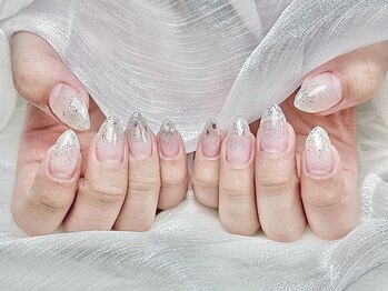 ラメグラデーションネイル