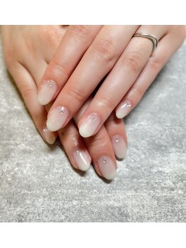 サロン ド リス(salon de LYS)/ホワイトグラデーション