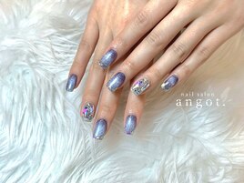 ネイビービジューネイル