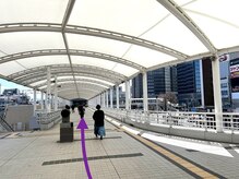 ミニョン 堺東店/デッキ連絡通路を直進します