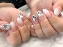 ジュエ(Jouer)/ビジューーネイル/持ち込み画像