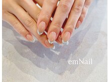 エムネイル(emNail)