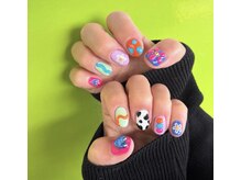 お持ち込みデザインOK!シンプルからカラフルネイルまで♪