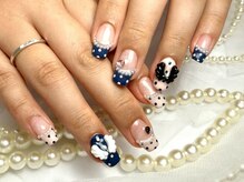 パダアット ヴァラネイル 天神南店(PADA at VALLANAIL)/ドット柄フレンチ/羽×ハート