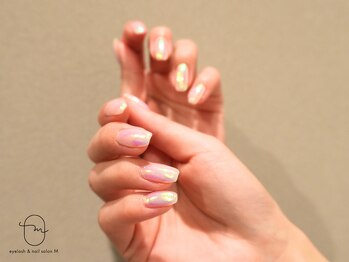 エム(M)/aurora one color