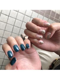 左右非対称デザイン