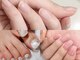 キャリコ(calico)の写真/爪本来の美しさを大切に。プロのオフとケアで健やかで美しい指先に整えます。ハンドとフット同時施術も人気