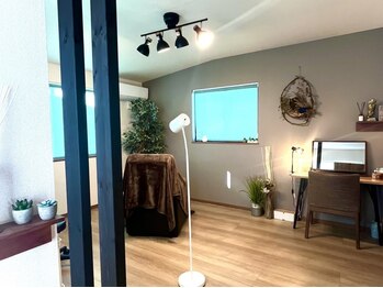 アイラッシュ アイビー(Ivy)/