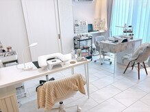 店内ネイル部屋お写真です☆お席は2席ございます♪