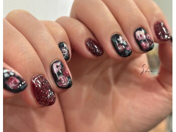 シー(SHE)/ニュアンスフラワーネイル