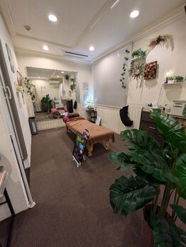 キロス(KIROS)の写真/【初回40分￥1980】日々の疲れで凝り固まった筋肉をほぐしてすっきり！些細なお悩みでもご相談ください♪