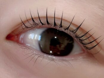 セレン(CELEN)の写真/派手過ぎない、でも印象はきちんと残る。大人女性の綺麗が続く目元。