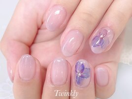 シンプルアートのシーズンネイル