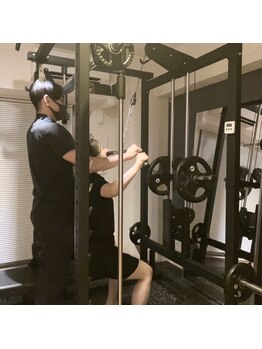 ディナトス/パーソナルトレーニング風景