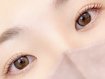 リース(WREATHE)の写真/お顔の印象を左右する目元の魅力を最大限引き出します！自然体だけど惹き立つ目元に★ぜひご体感ください！