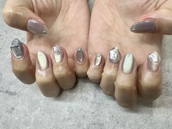 ネイルサロンファストネイルプラス 新宿店(FAST NAIL PLUS)/2025秋ネイル【マグネット】
