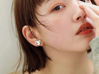 セーナ 新宿(cena.)の写真/眉毛アイブロウWAX¥3900パリジェンヌラッシュリフト¥4500/抜群のデザイン力◎[パリジェンヌ/まつぱ/美眉]