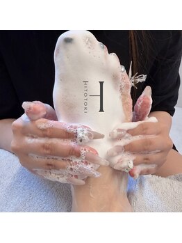 ヒトトキ バイ フォルトゥーナ(HiTotoKi By Fortune)の写真/素足に自信が持てる、うるつや角質フットケア。