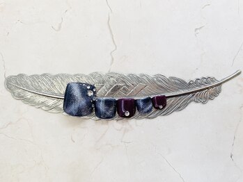 ラウレアルア(Laure’a lua)/フット マグネットネイル