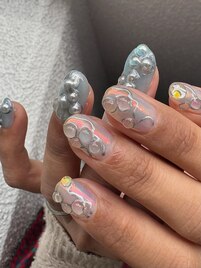 ぷっくりネイル