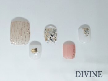 ディバイン ネイルズ(DIVINE NAILS)/フットジェルアートやり放題