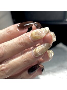 ネイルズ ヒマワリ(Nails Himawari)/【松田担当】定額ニュアンスart