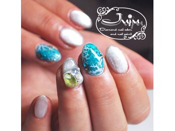 ジュジュ(Juju)/珊瑚ネイル　夏ネイル