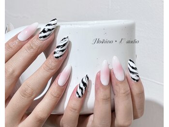 ホシノ ユー スタジオ(Hoshino U studio)/チークネイル